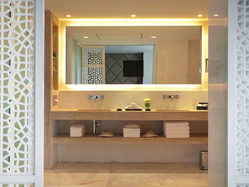 Lobby at SOFITEL RABAT JARDIN DES ROSES, RABAT