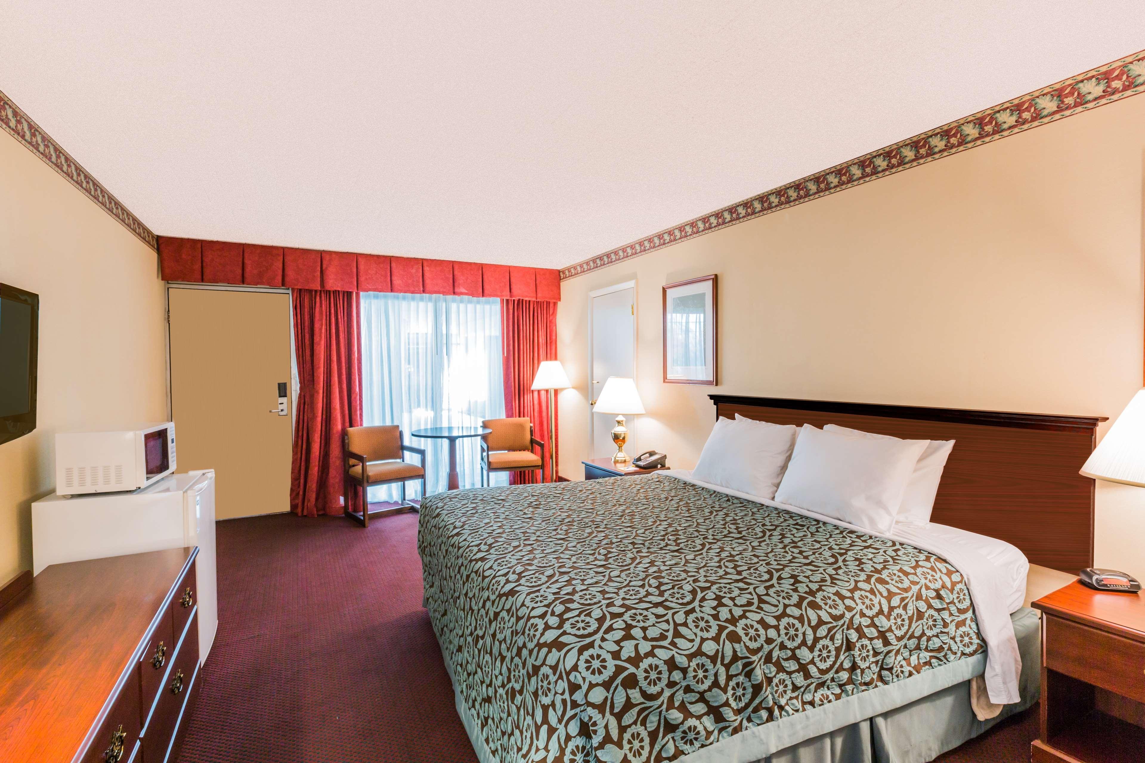 East Stroudsburg Hotel 5/16