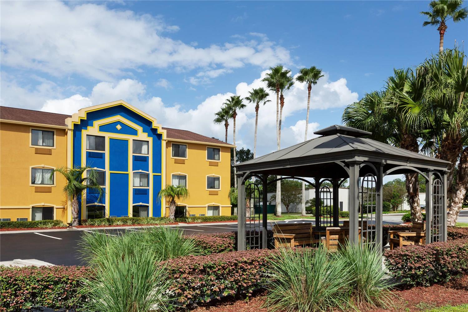 Days Inn by Wyndham Orange Park/Jacksonville 15/18