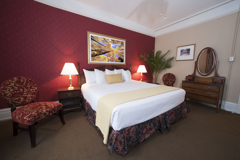 HOTEL COLORADO 21/72