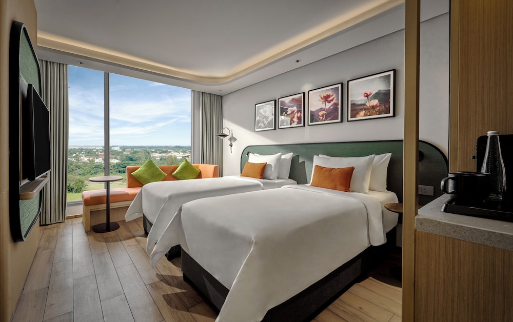 Artotel Living World Kota Wisata 19/55