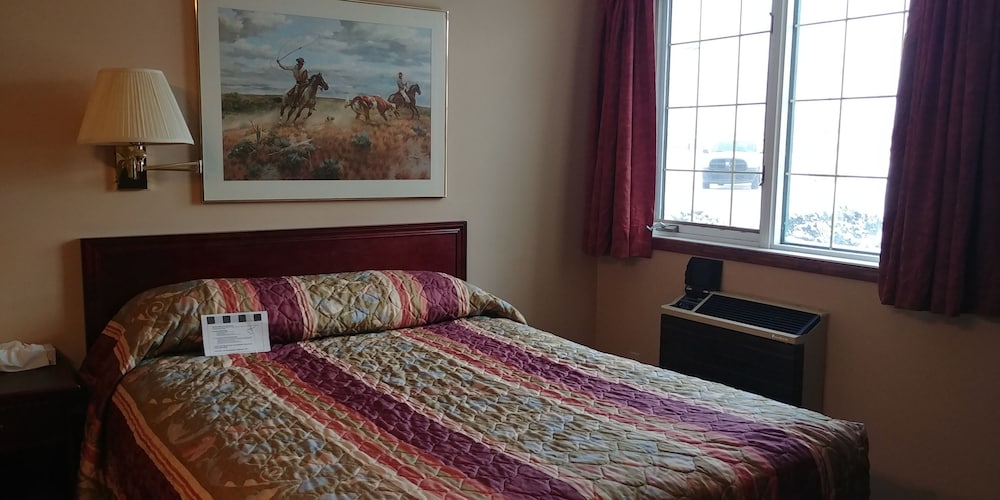 Travelodge by Wyndham Lacombe 24/54