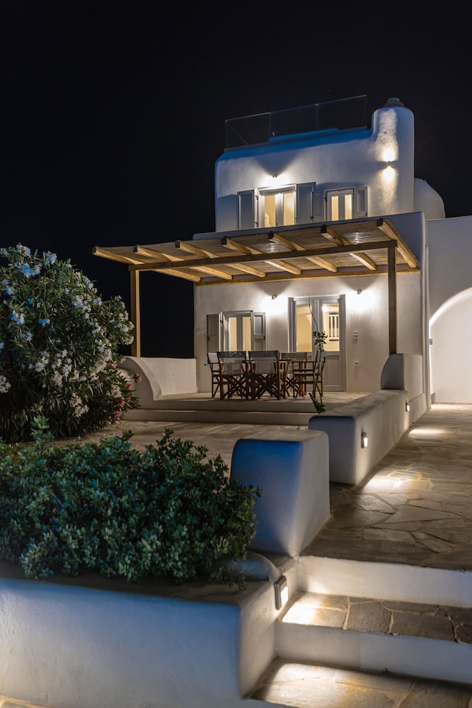 Naxian Queen Luxury Villas And Suites 68/77
