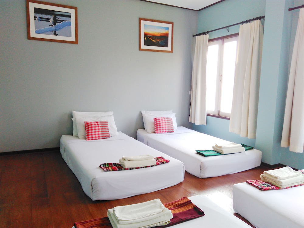 Thanicha Resort Amphawa 43/72