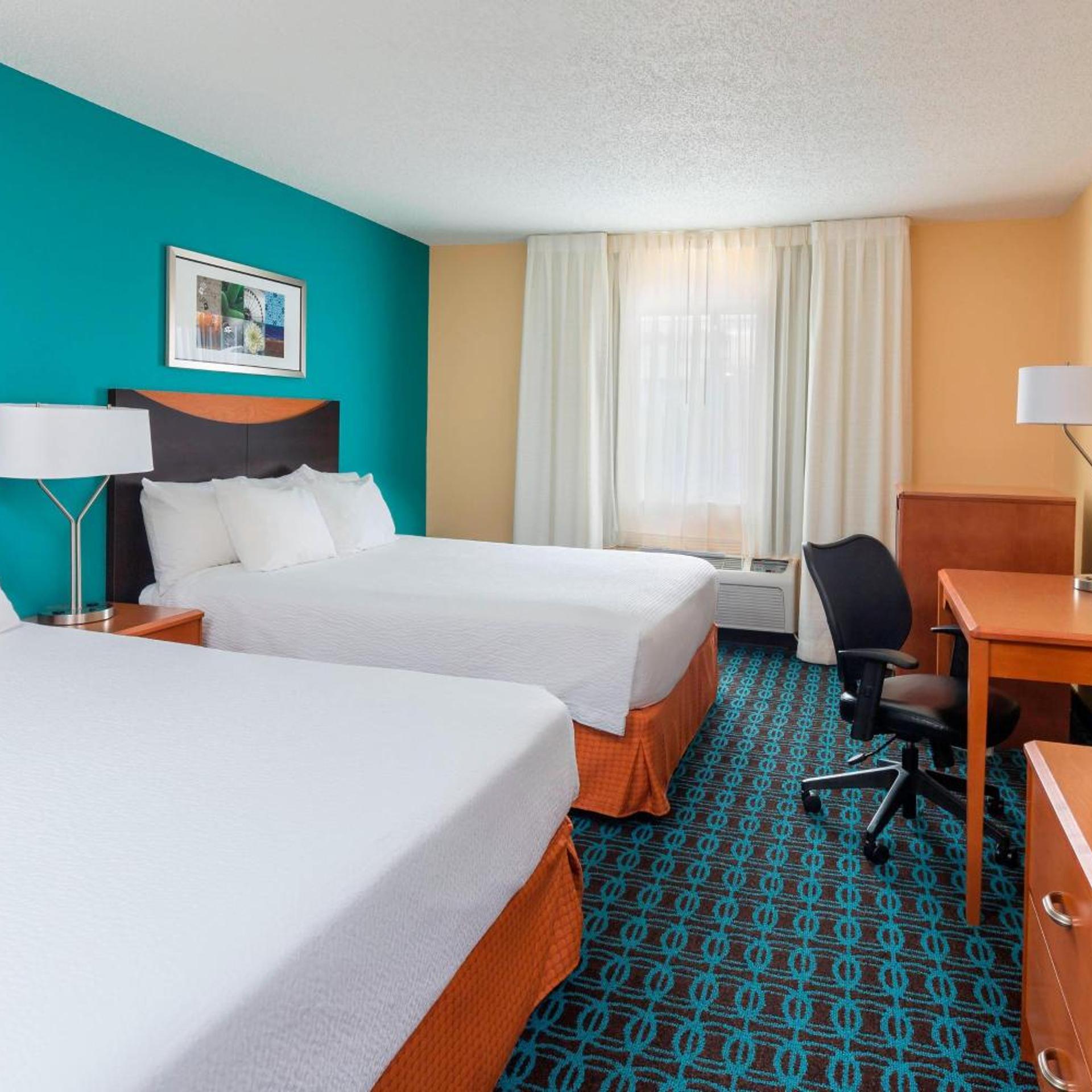 Room, King Bed, 2 Queen Beds