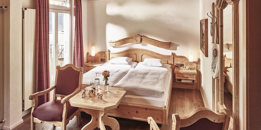 Schönegg Hotel 18/50