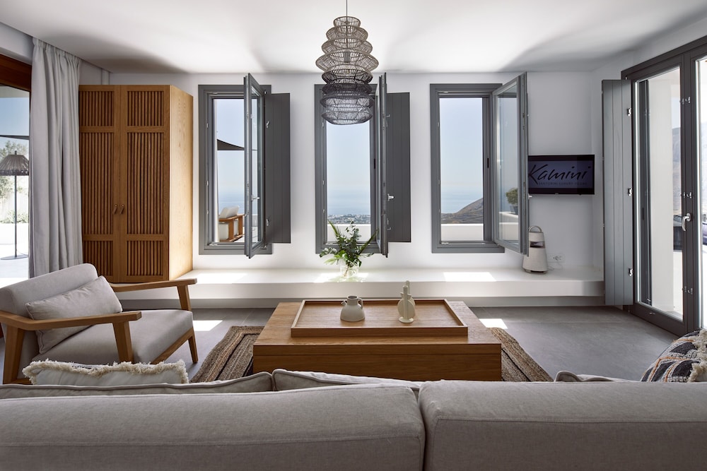 Kamini Santorini Luxury Villas 28/50