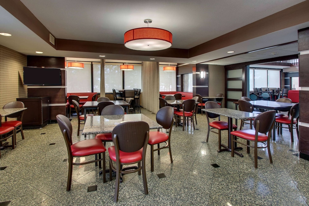 Heritage Inn & Suites The Woodlands, Trademark by Wyndham 47/60