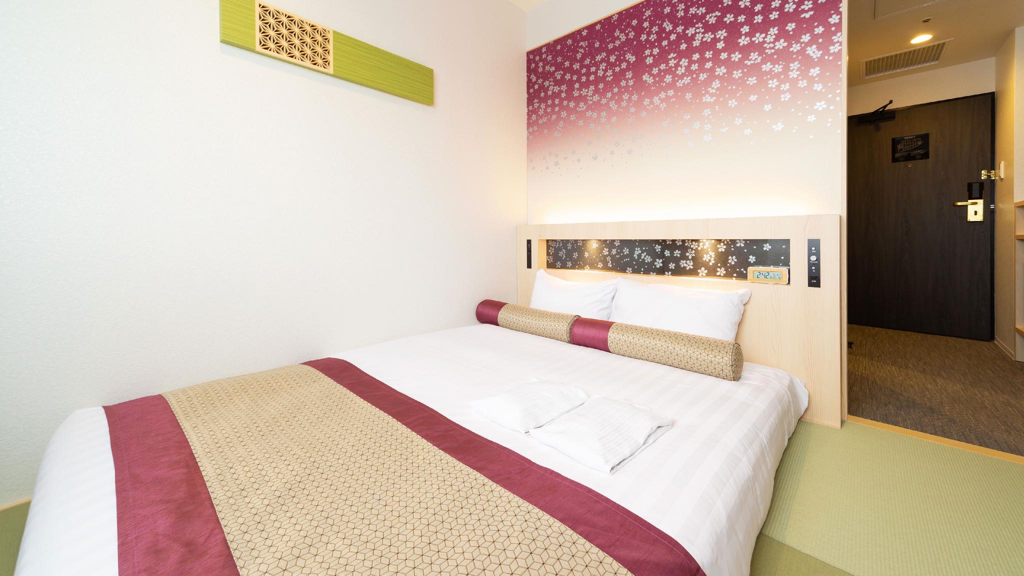 Japanese Western, Sakura, Double Bed, Top Floor