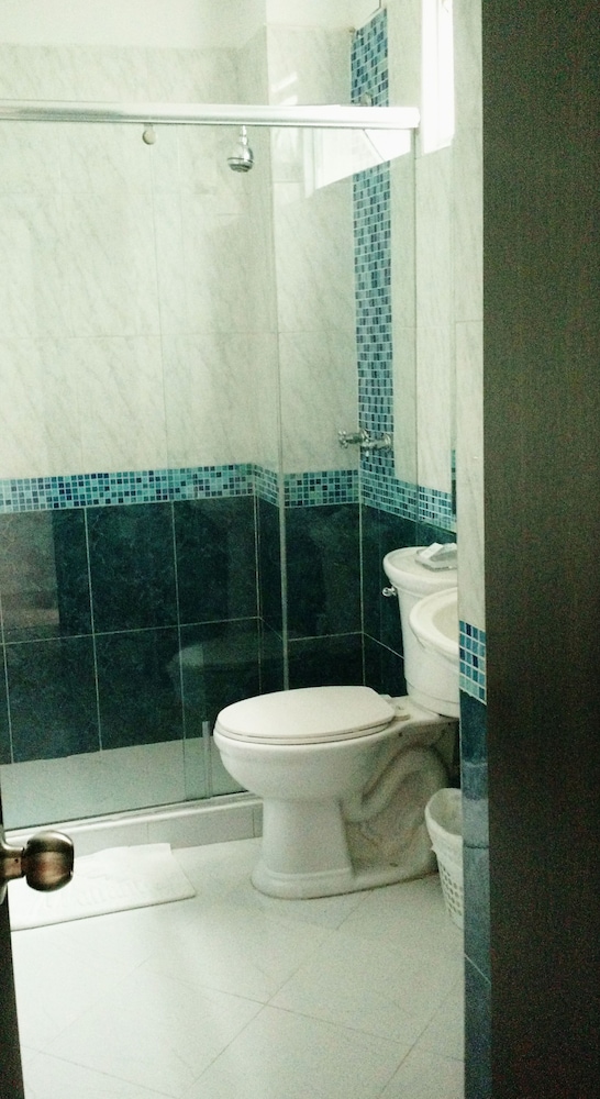 Hotel Manantial 21/68