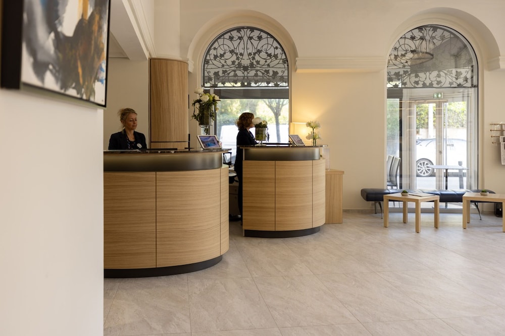 lobby