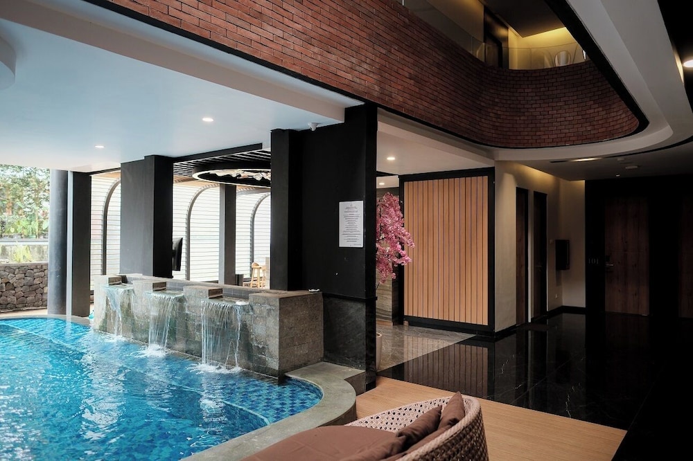 Allura Azana Resort Tawangmangu 24/50