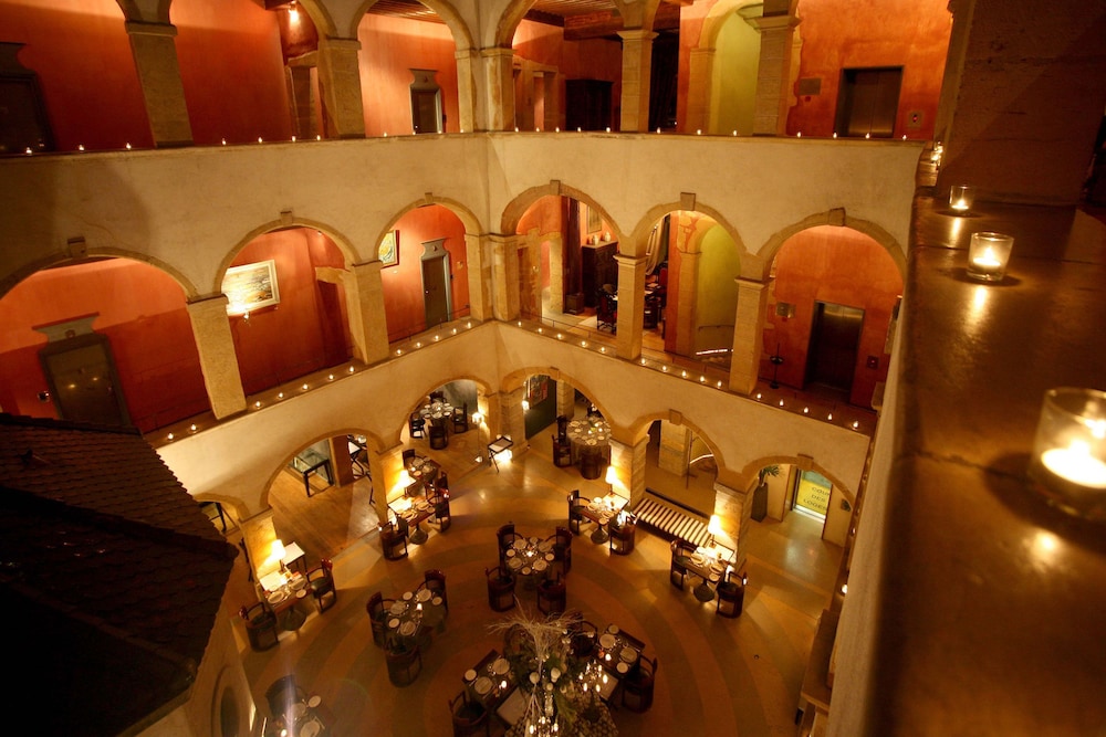 Cour des Loges Lyon, A Radisson Collection Hotel 66/79