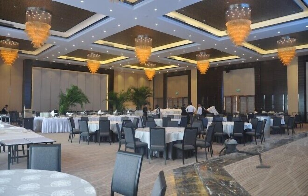 Eurasia Convention International Hotel 45/50