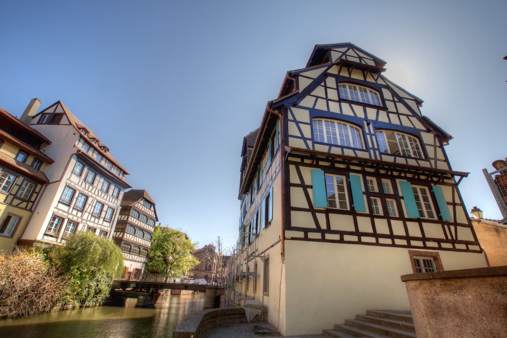 Pavillon Regent Petite France 6/31