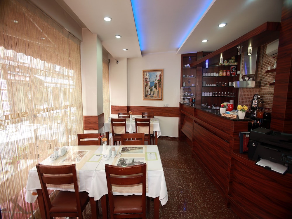 Arife Sultan Hotel 50/59