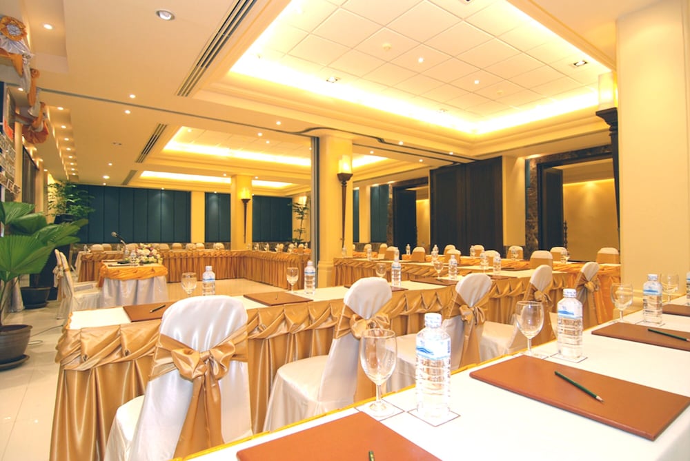 Patong Paragon Resort & Spa 59/69