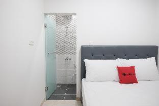 RedDoorz near Taman Palem 22/45