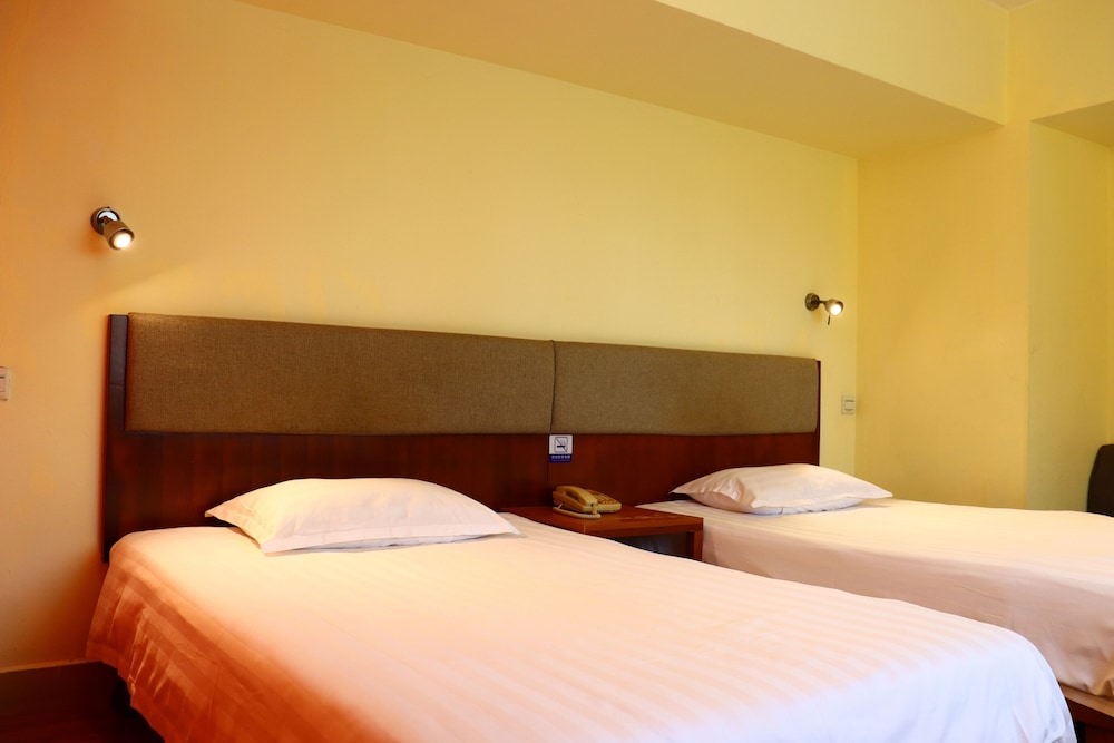 Garden Inn 4th Zhongshan Road Branch 25/60