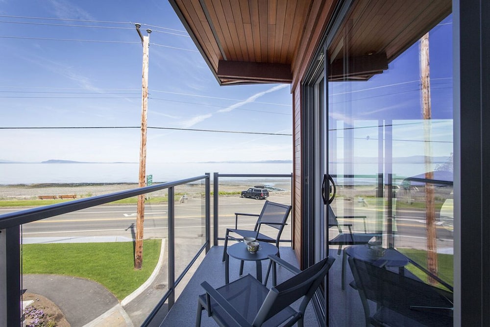 Qualicum Beach Inn 41/70