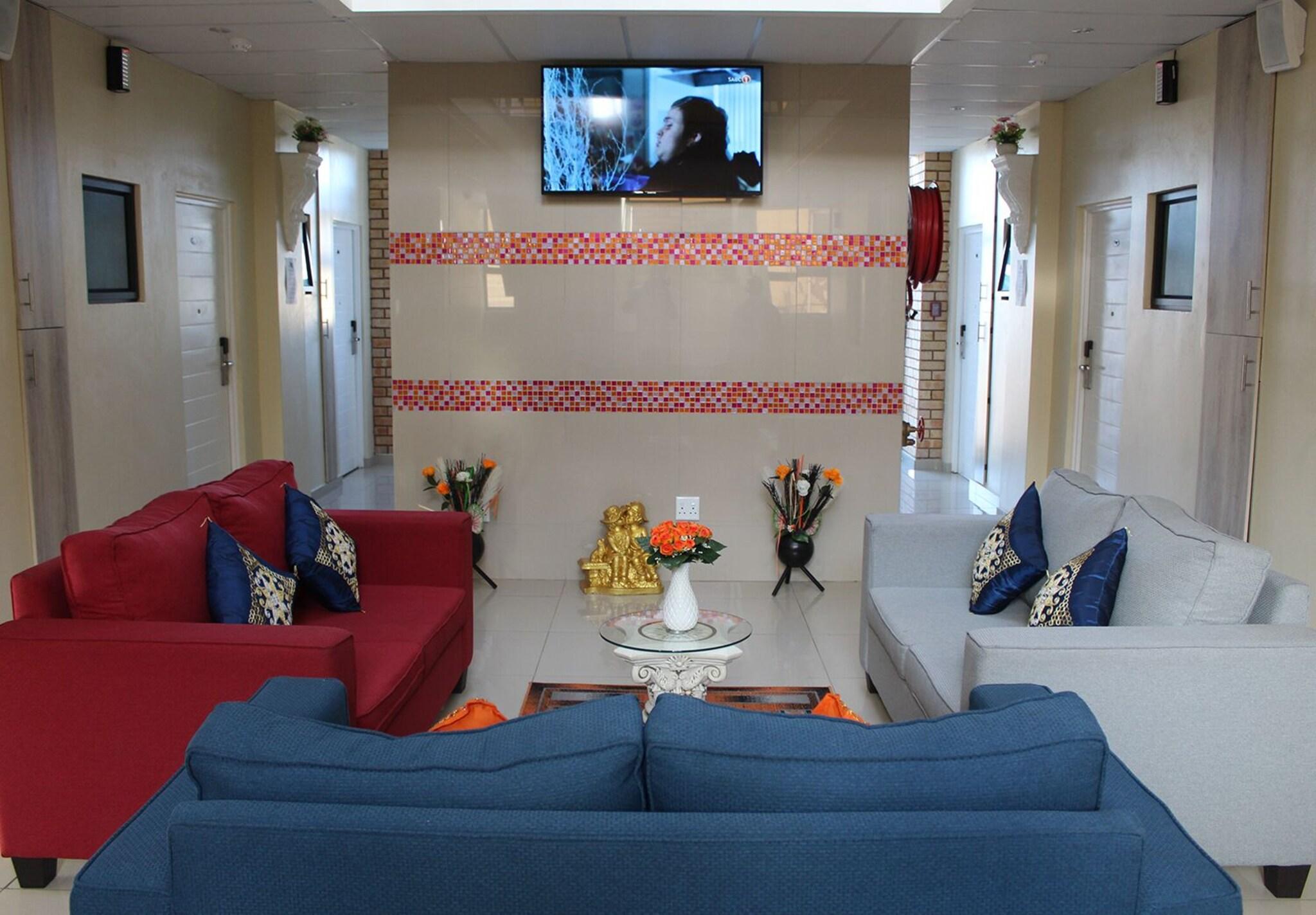 Royal Ushaka Hotel - Morningside 9/20