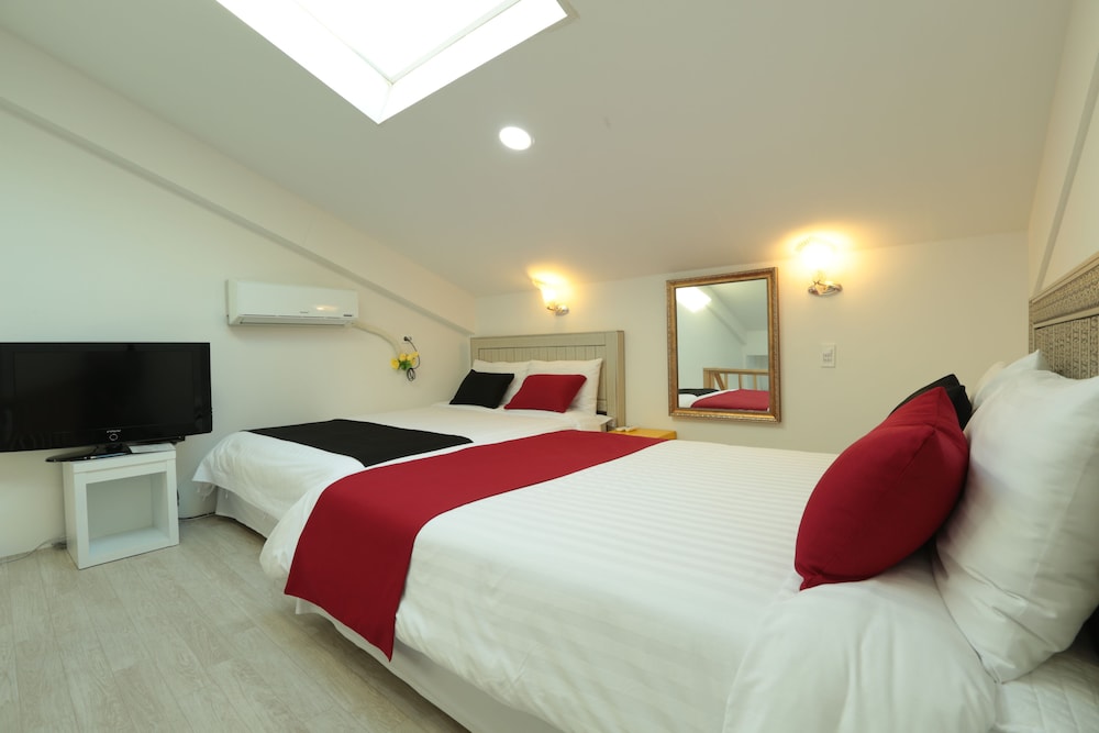 Seaview Pension 12/62