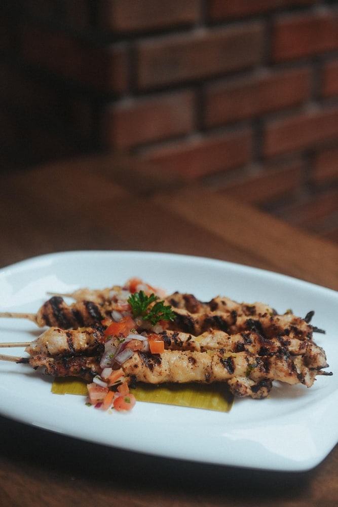 The Bricks Hotel 37/43