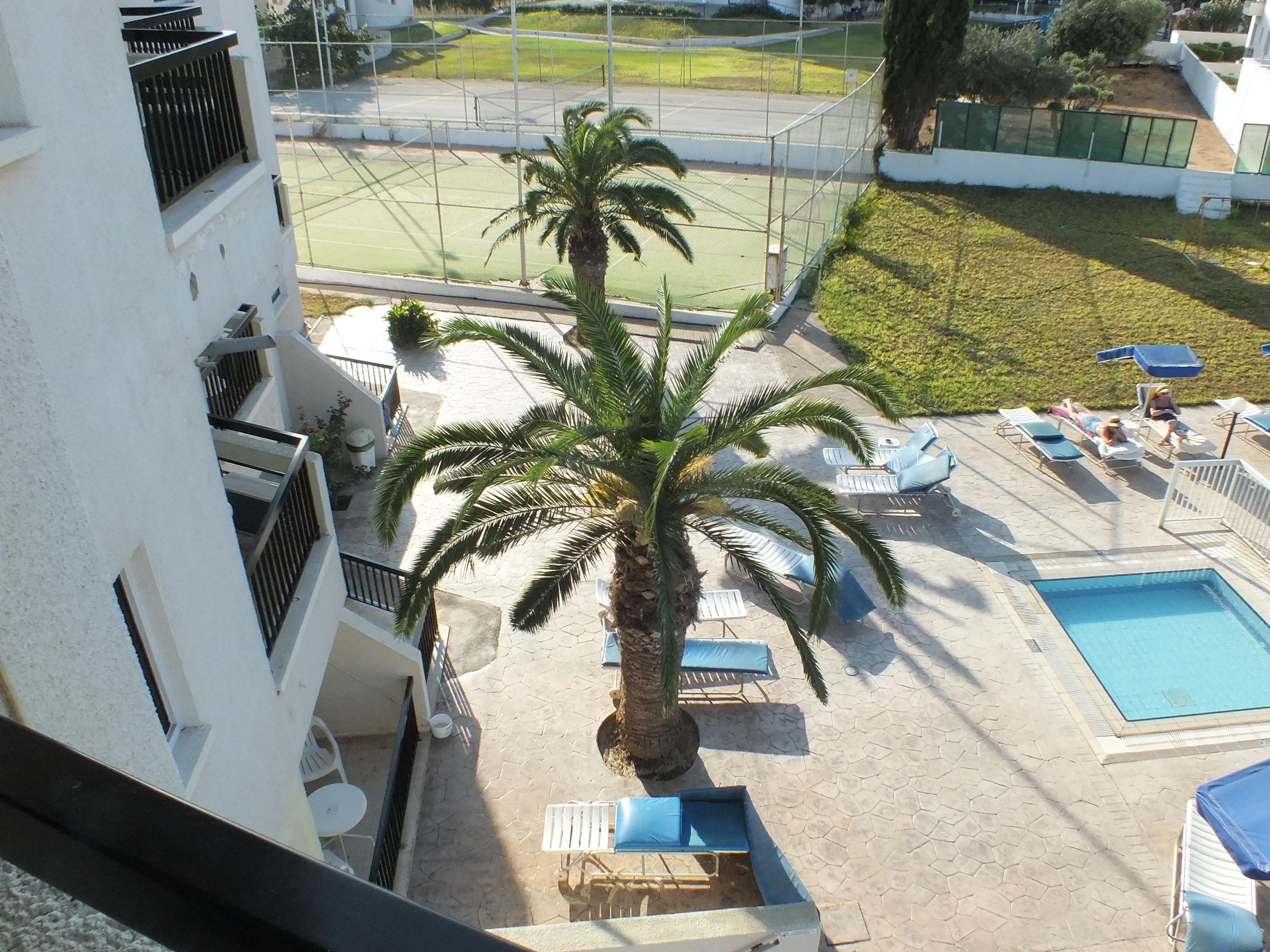 Livas Hotel Apartments 47/50