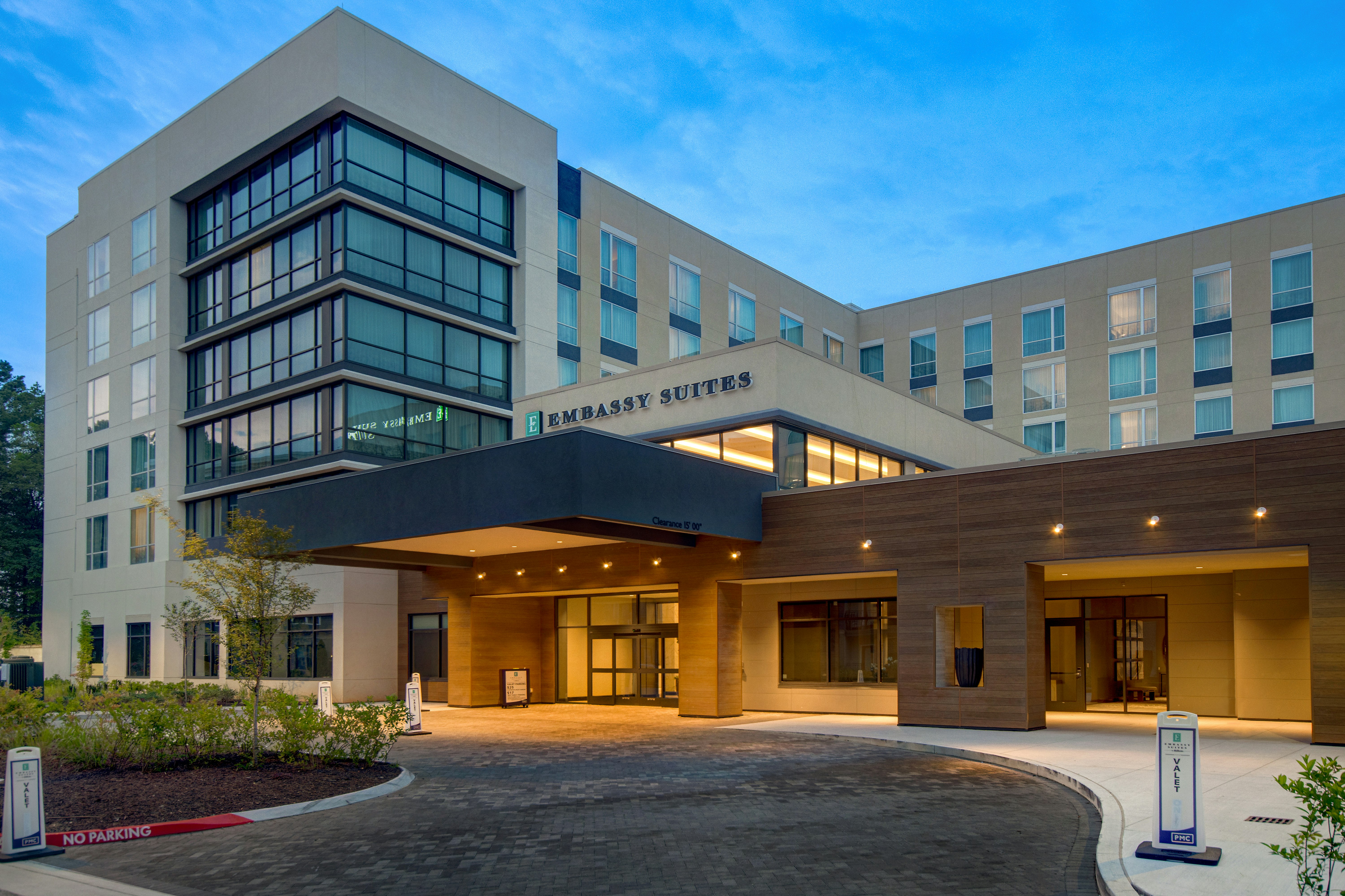 Embassy Suites by Hilton Alpharetta Halcyon in ALPHARETTA - GA