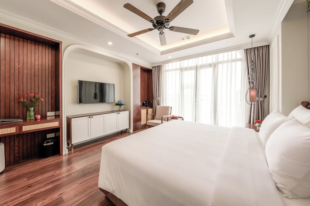 Lestar Hotel Hanoi 11/42