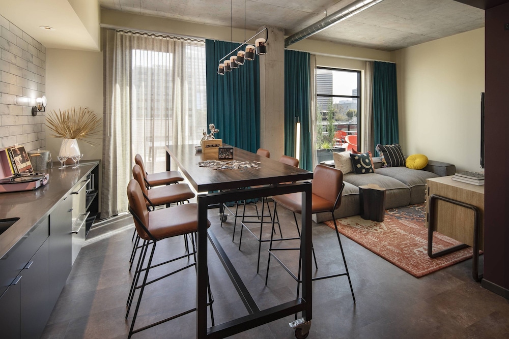 Moxy Oakland Downtown 29/44