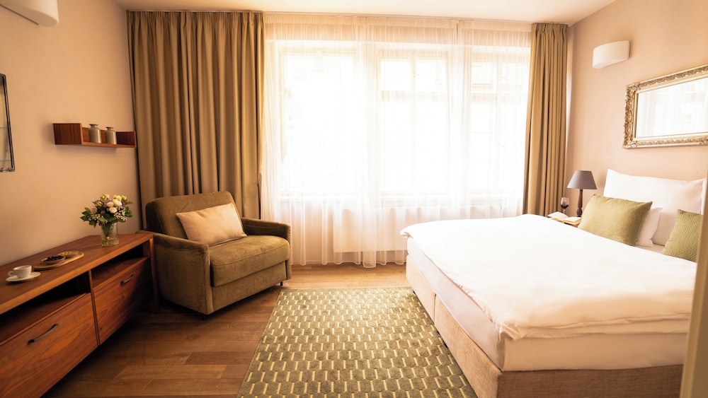 غرفة ديلوكس، Hotel Golden Key Prague 7/14
