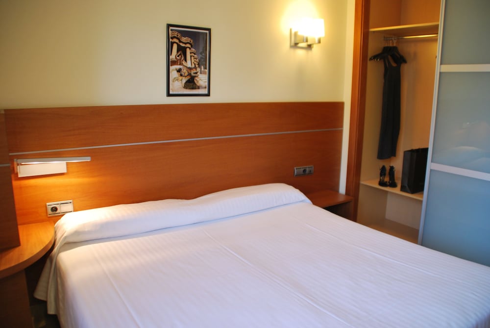 Apartaments Arago565 3/22