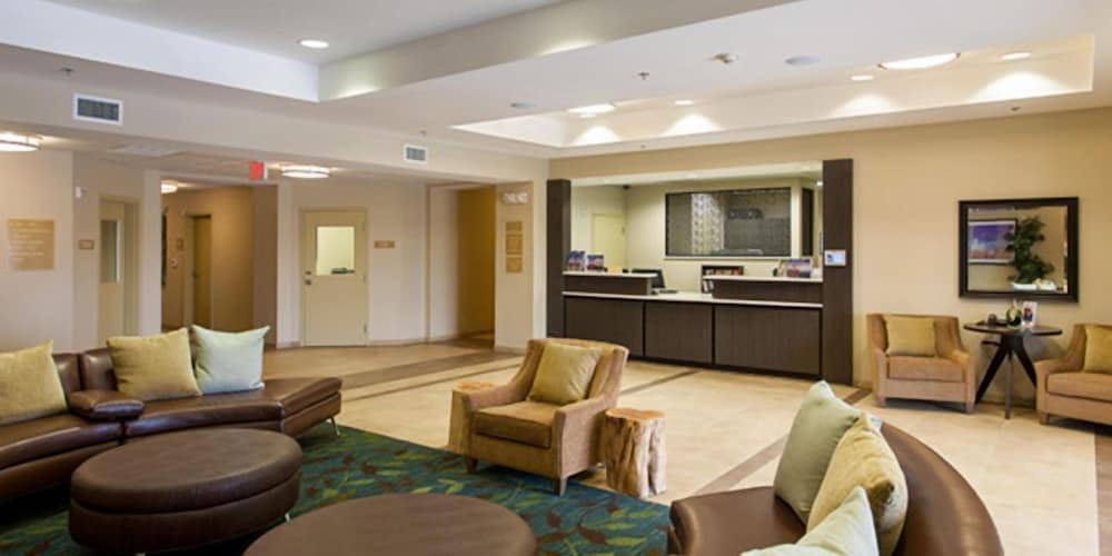Candlewood Suites College Station At University 31/46