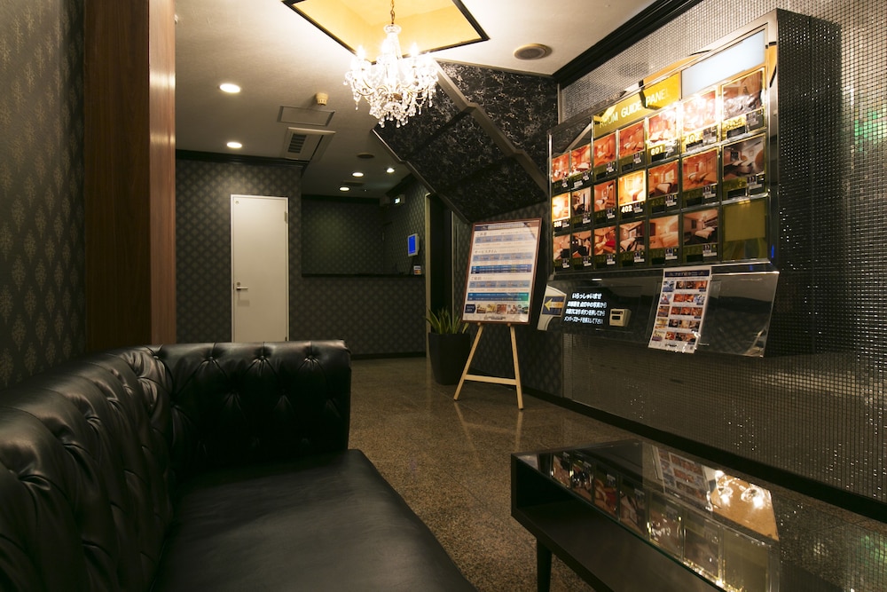 Hotel Atlantis Higashiosaka - Adults Only 2/28