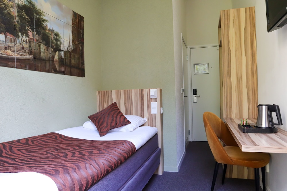غرفة قياسية مفردة، Hotel Asterisk a family run hotel 5/9