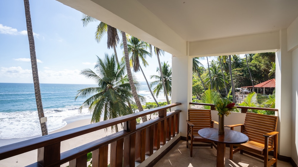 Tango Mar Beachfront Boutique Hotel and Villas 26/49