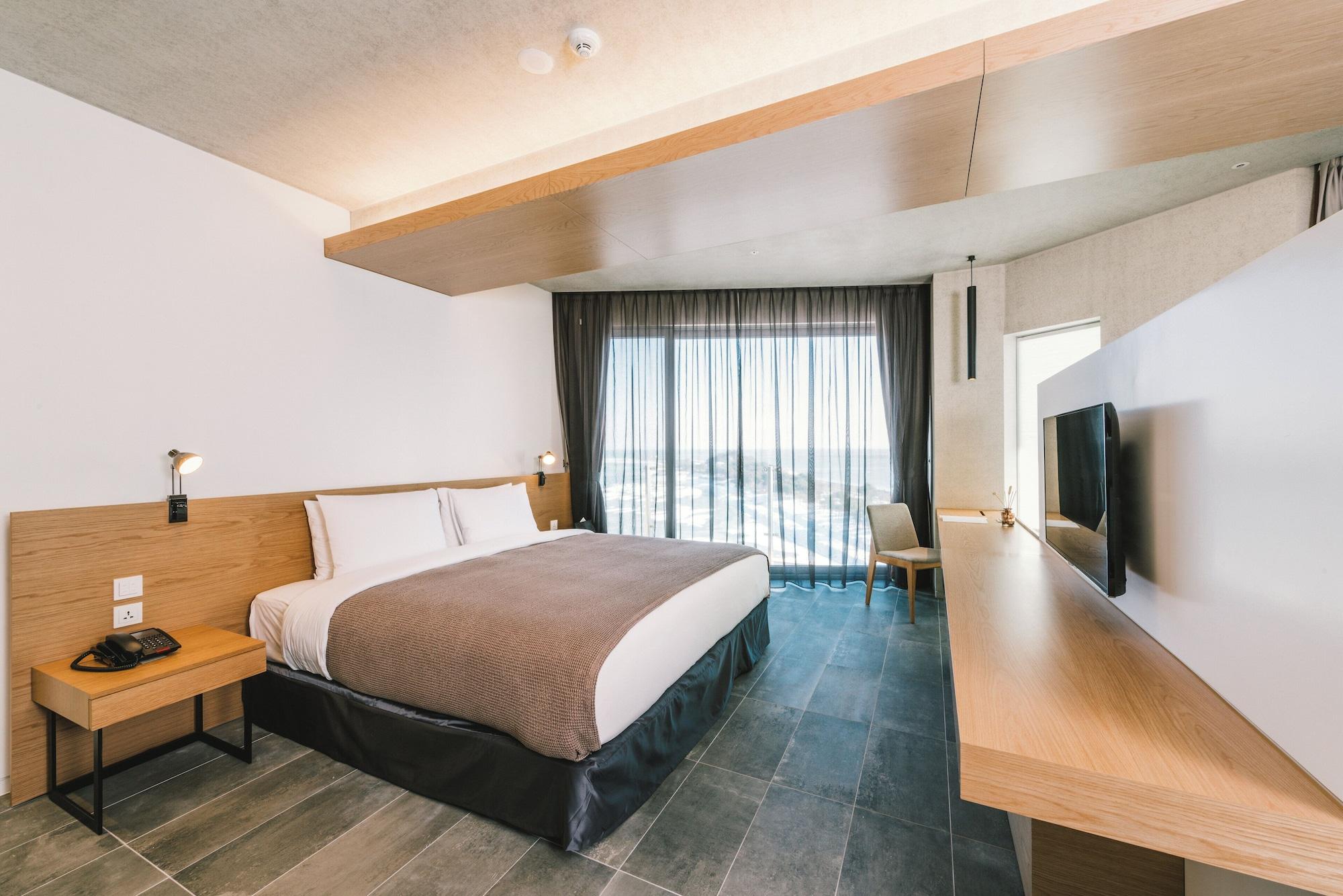 Studio, Suite, Pool Access