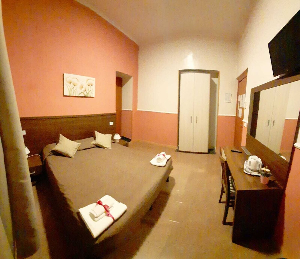 Hotel Leone 33/46