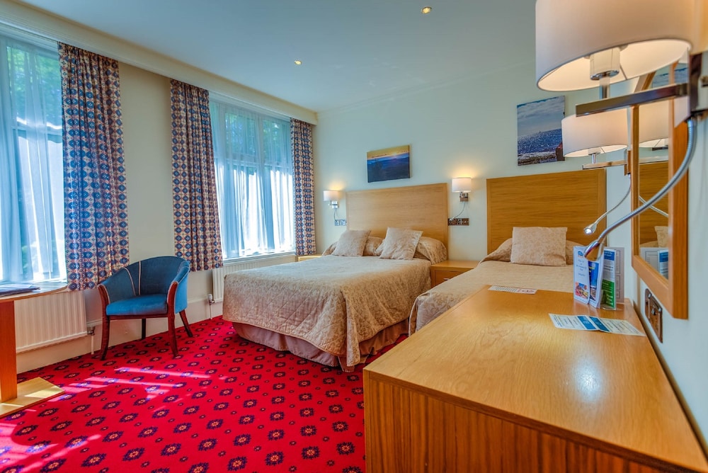 Langstone Cliff Hotel 36/80