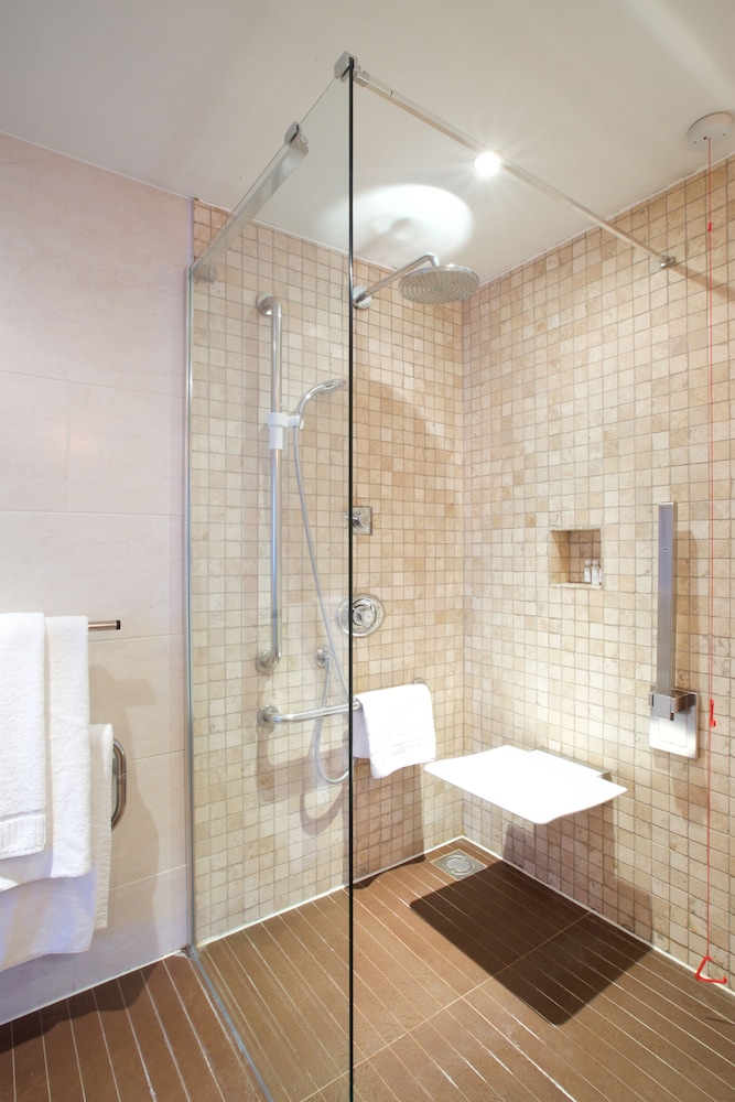 Bermondsey Square Hotel 48/50