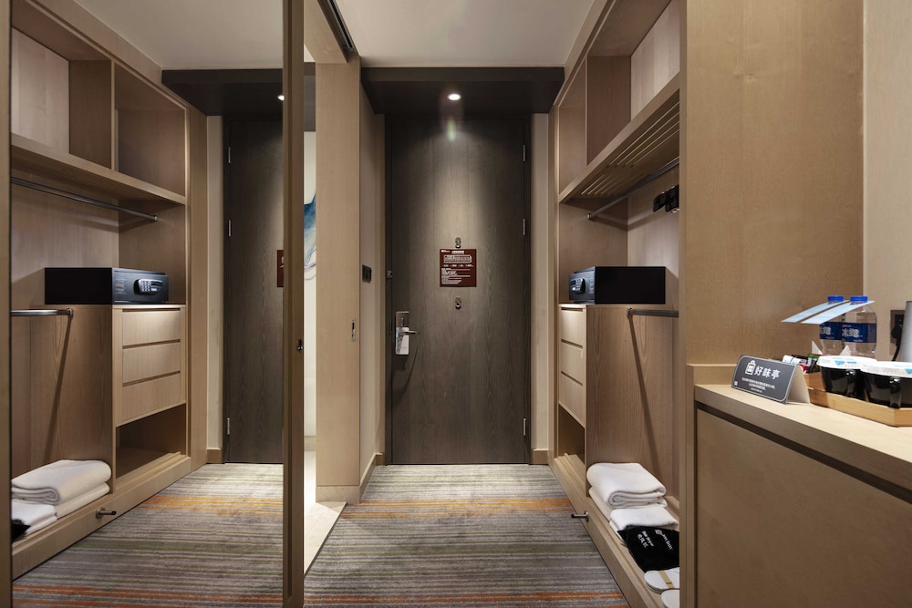 Hilton Garden Inn Shanghai Hongqiao 25/47