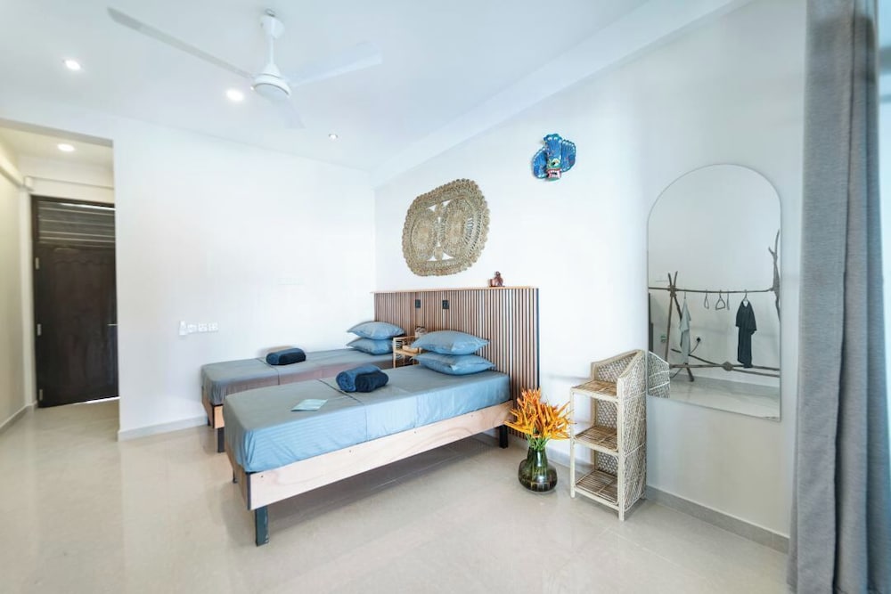 ROOM, DOUBLE OR TWIN BED, GROUND FLOOR