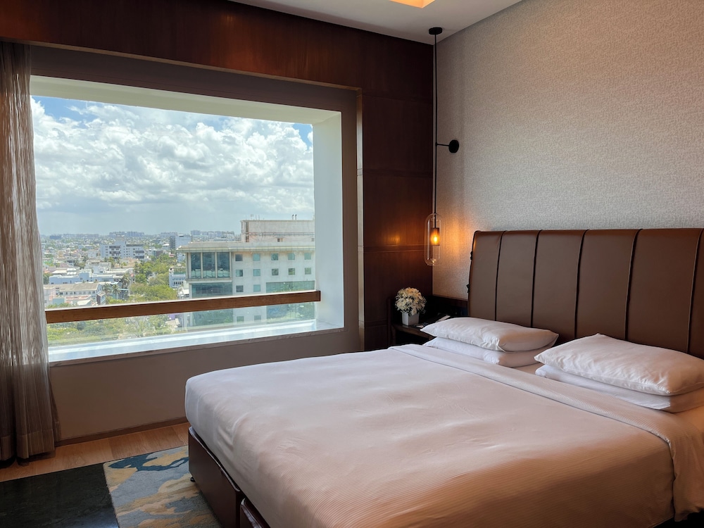 Hyatt Regency Chennai 16/80