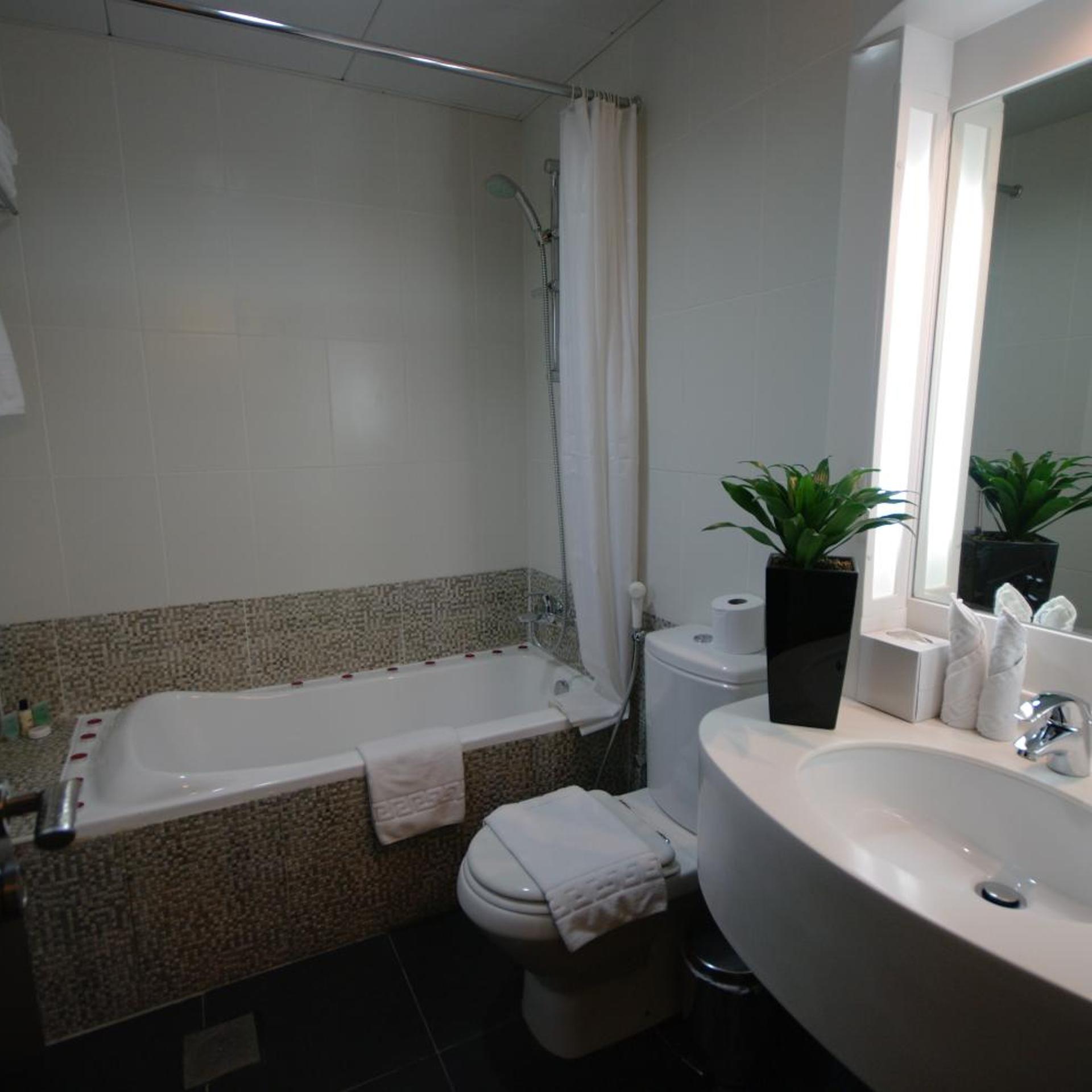Gulf Oasis Hotel Apartments 55/55