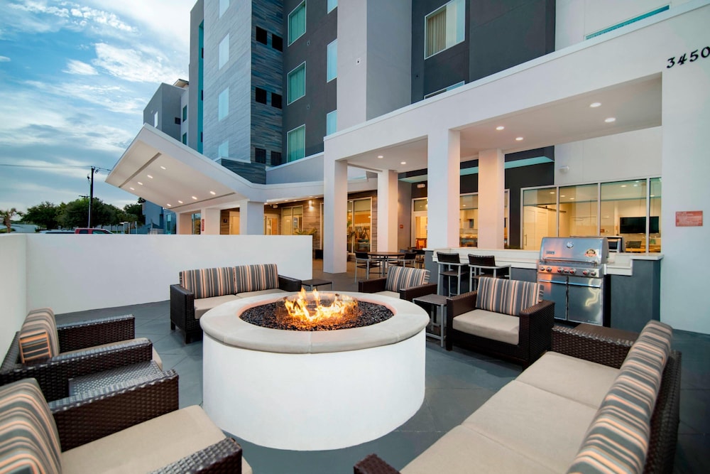 TownePlace Suites Fort Worth University Area/Medical Center 30/33