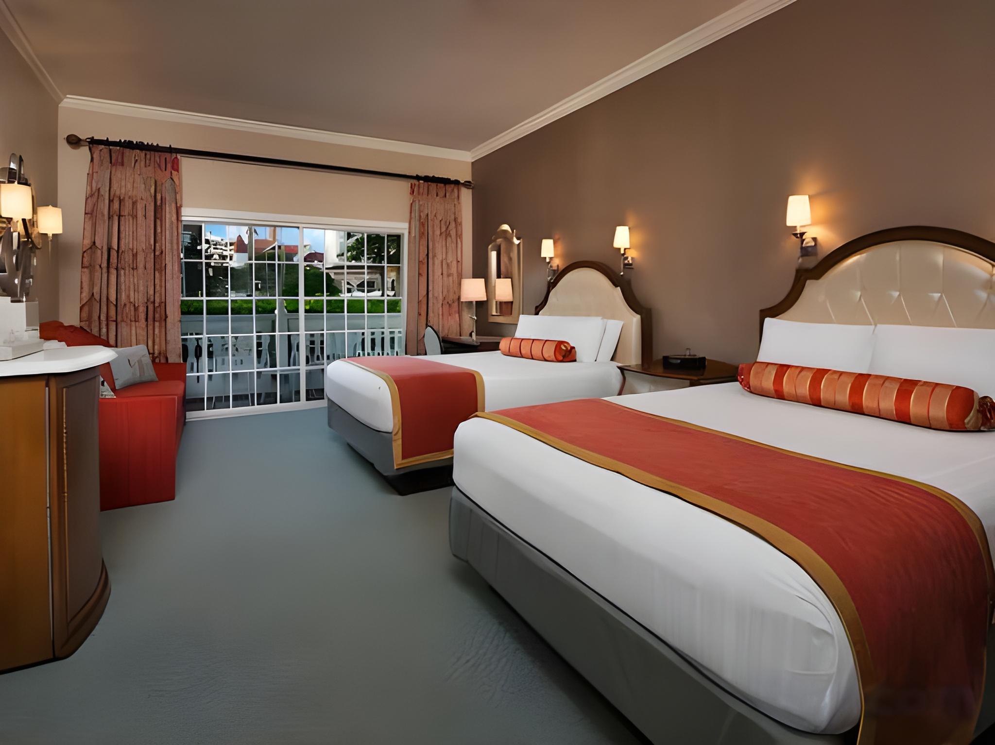 Room, 2 Queen Beds, Resort View, Sofa, Accessible