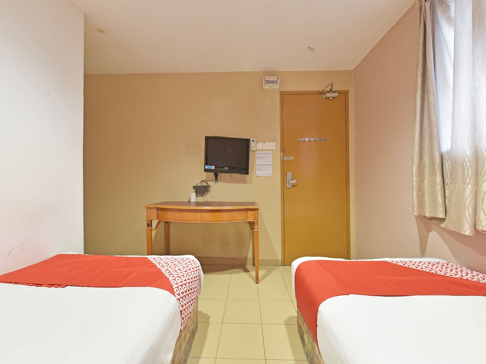 33 Hotel Cheras 26/49