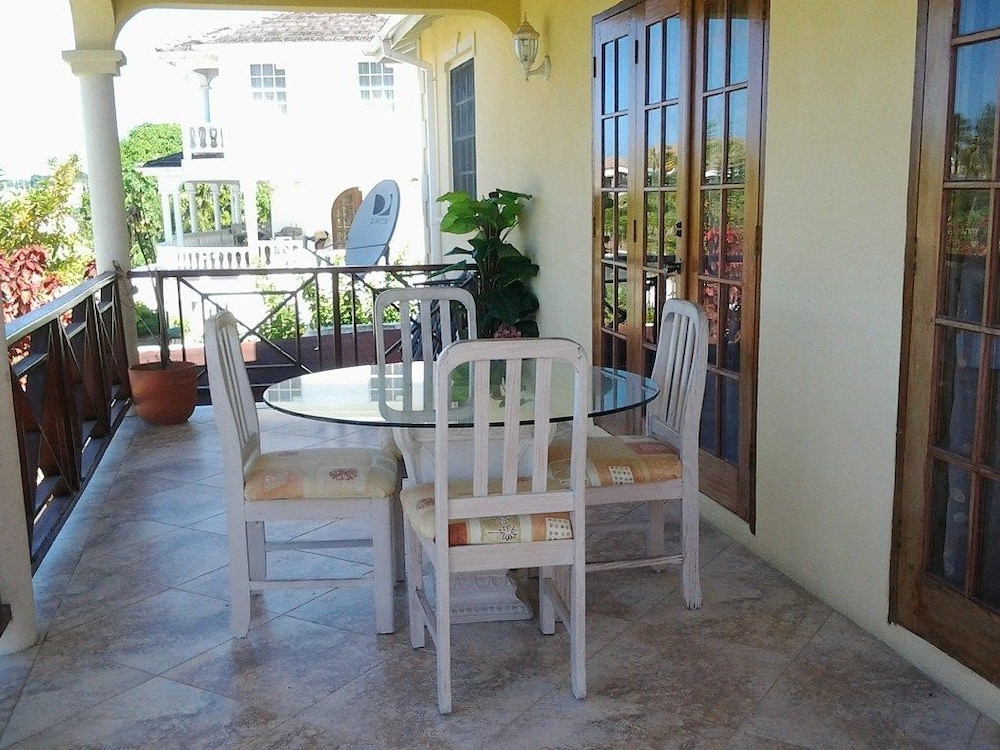Sungold House Barbados 11/50
