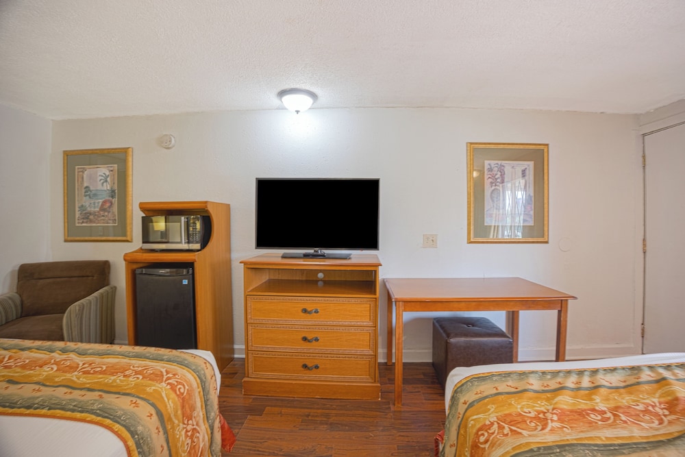 Liberty Garden Inn By Oyo Kissimmee Near Disney World 35/49